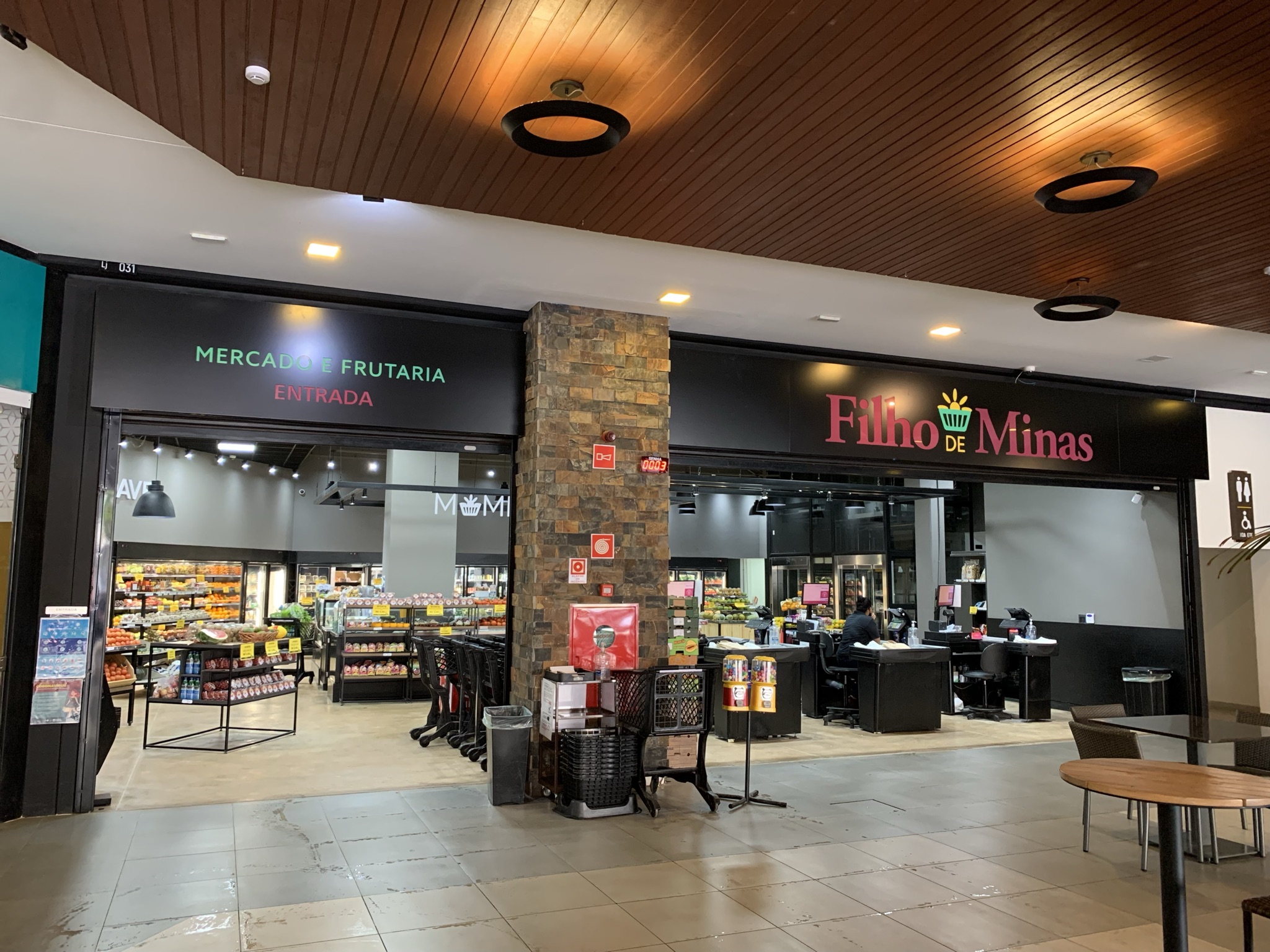 Mercado Filho de Minas 1